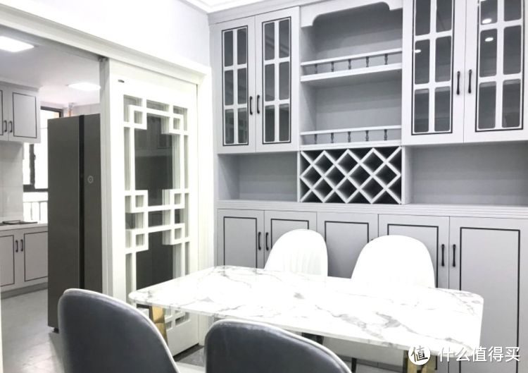 119㎡現(xiàn)代簡(jiǎn)約三居室，20萬(wàn)全包給熟人裝修，還沒(méi)開始入住先曬曬