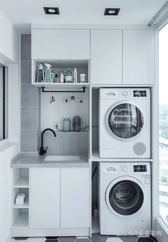 陽(yáng)臺(tái)廚房裝修效果圖_露天陽(yáng)臺(tái)裝修_陽(yáng)臺(tái)裝修