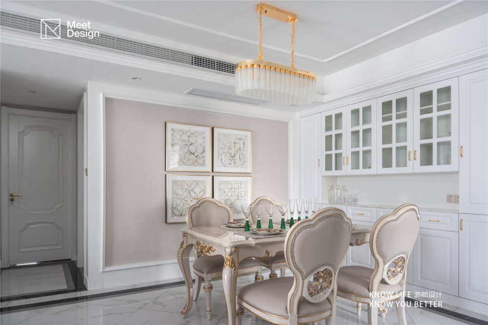 廚房1裝修效果圖優(yōu)雅歐式，帶你探秘融化在奶油里歐式豪華餐廳設(shè)計(jì)圖片賞析