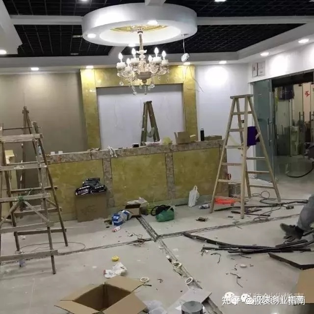 服裝淘寶店裝修素材_服裝店裝修_炒雞店門頭裝修店內圖