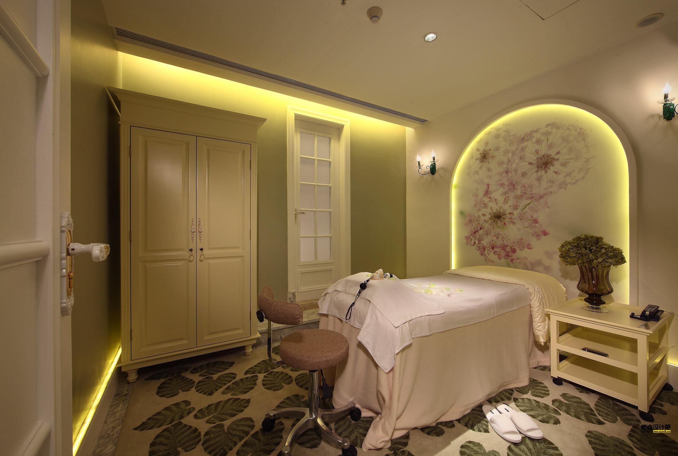 美容培訓學校裝修_美容工作室裝修圖片_美容店裝修